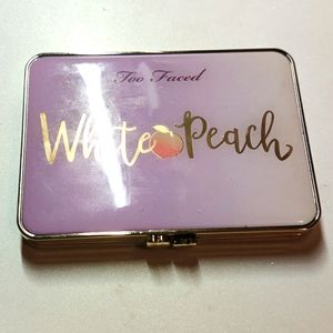Too Faced White Peach Multi-Dimensional Eyeshadow palette